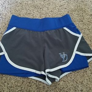 Womens athletic univ of De shorts